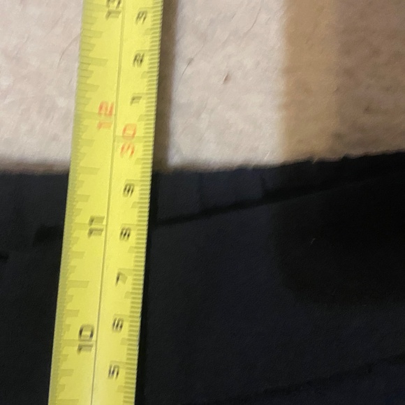 Babaton Conan fit cropped black crepe pant. **szS** - Picture 13 of 14